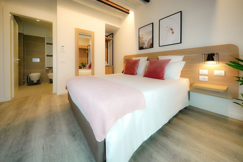 Фото Bergamo Inn 15