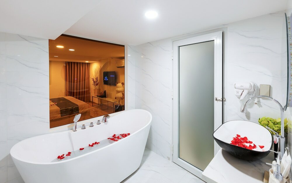 Фото Le Vu Hotel