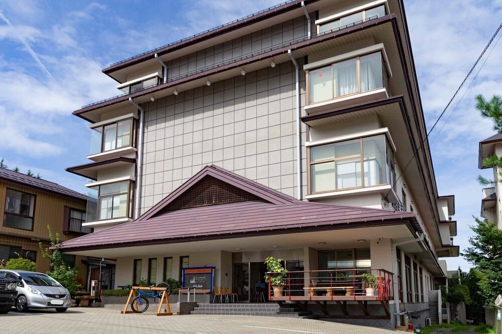 Фото отеля 2