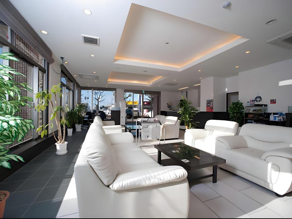 Фото Omura Station Hotel