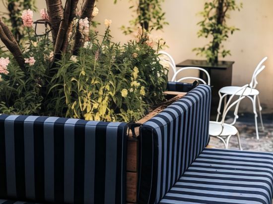 Фото Hotel Bienvenue Paris