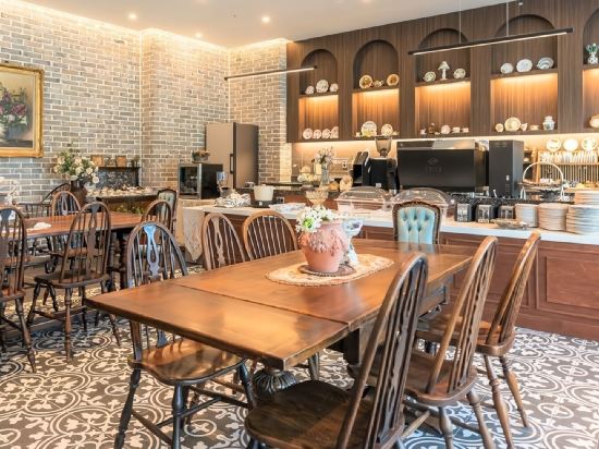 Фото Hotel Four Star