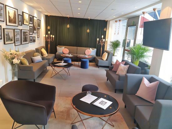 Фото 27183876708