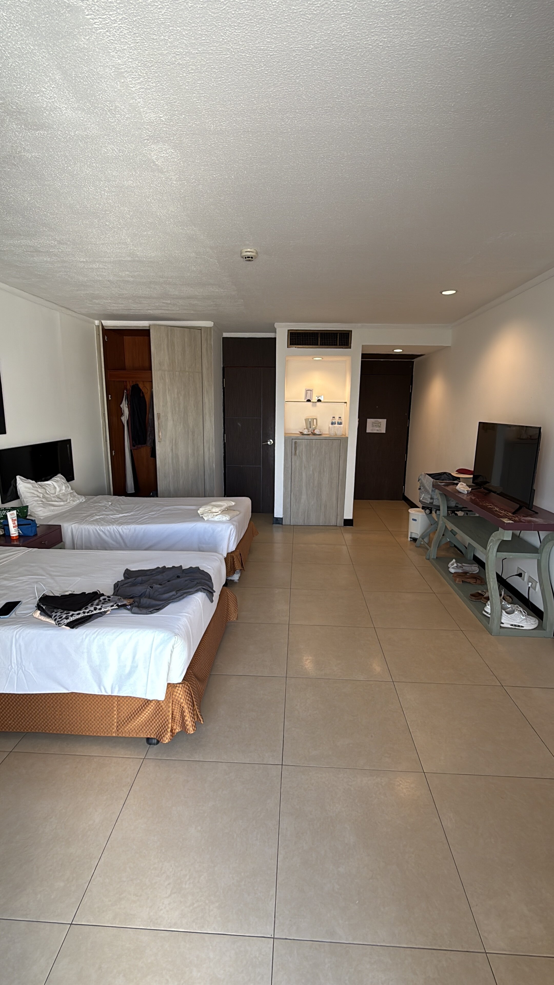 Фото Hotel Tropicana Pattaya