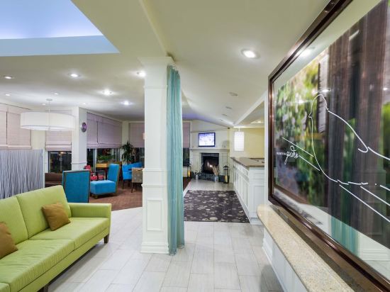 Фото Hilton Garden Inn Queens/JFK Airport