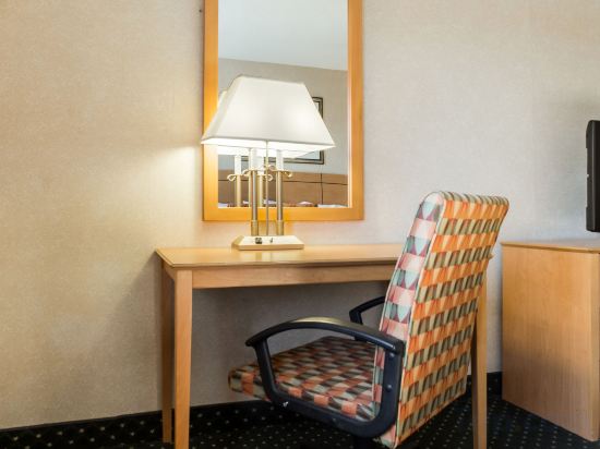 Фото Comfort Inn Jamestown