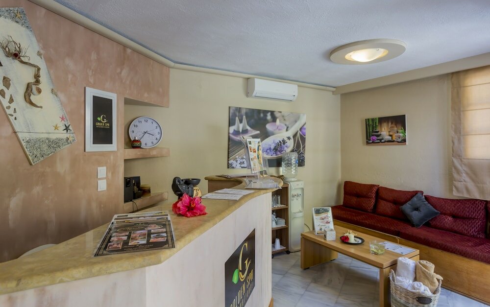 Фото Dolphin Bay