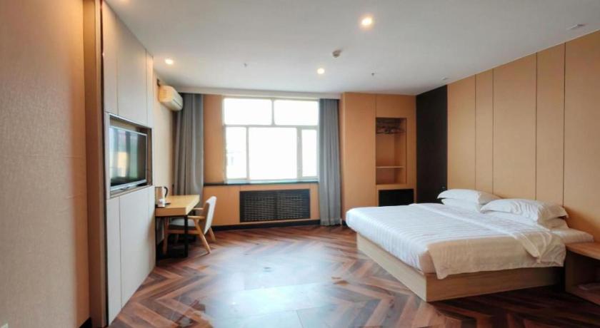 Фото 7 Days Inn Harbin Railway Station Zhanqian Square Branch