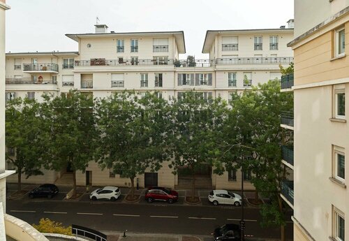 Гостиница B&b Hotel Rueil Malmaison Gare в Нантере