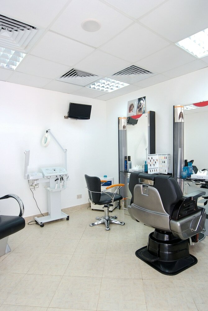 Фото Falcon Hills Hotel