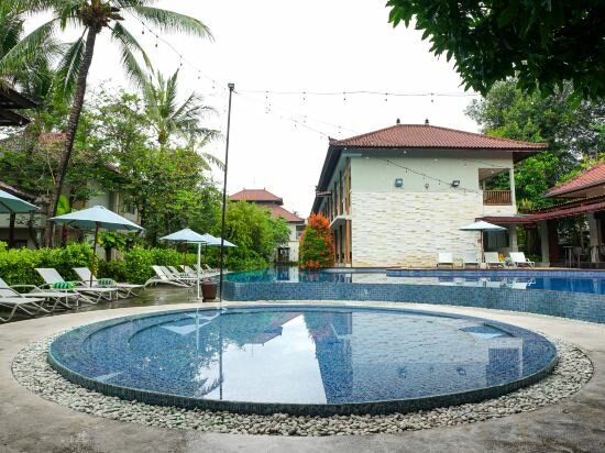 Фото Grand Whiz Hotel Nusa Dua Bali