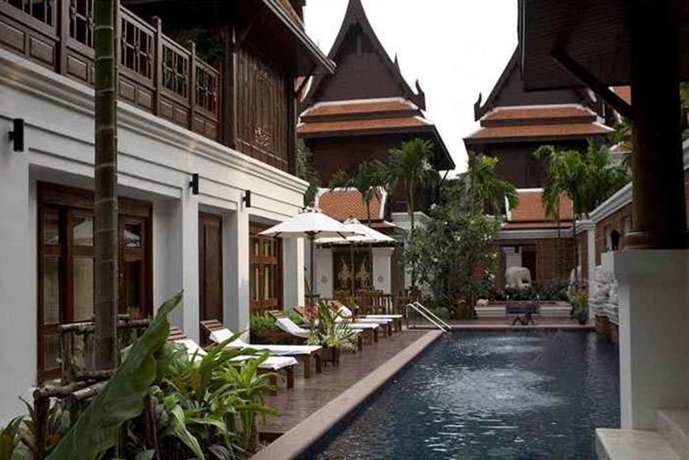 Фото The Davis Bangkok Hotel