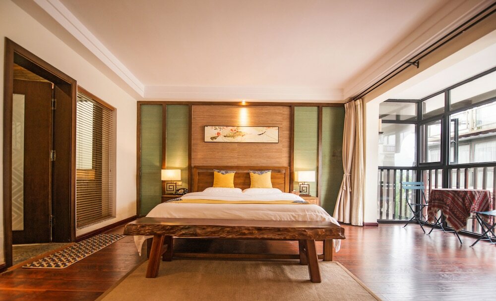 Фото Secret Courtyard Resort Hotel