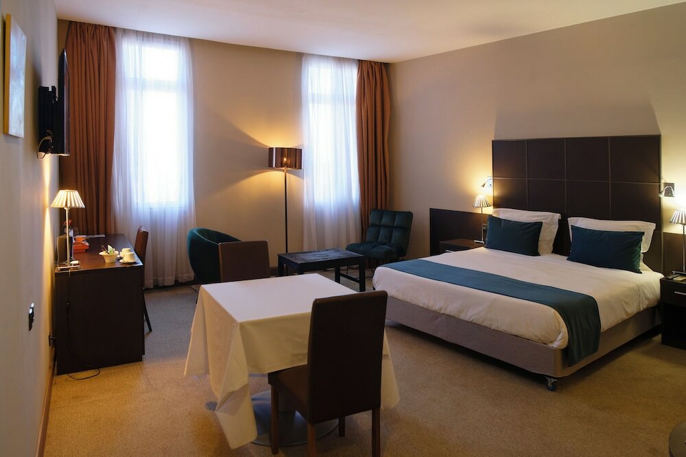 Фото Tana Hôtel