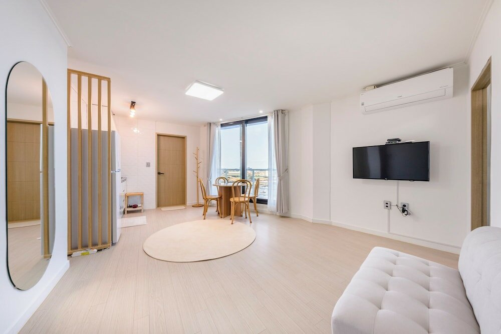 Фото On the Sea Pension