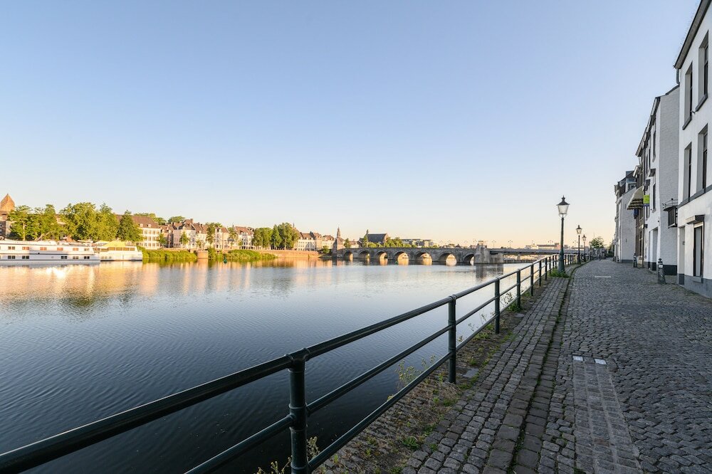 Фото Crowne Plaza Maastricht, an Ihg Hotel
