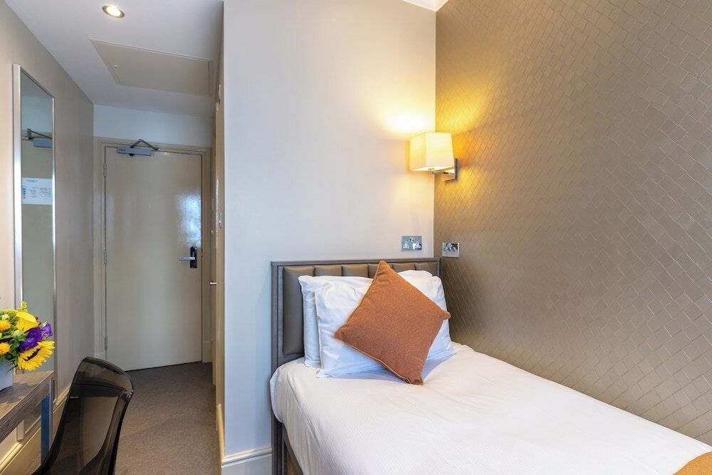 Фото Sidney Hotel London Victoria