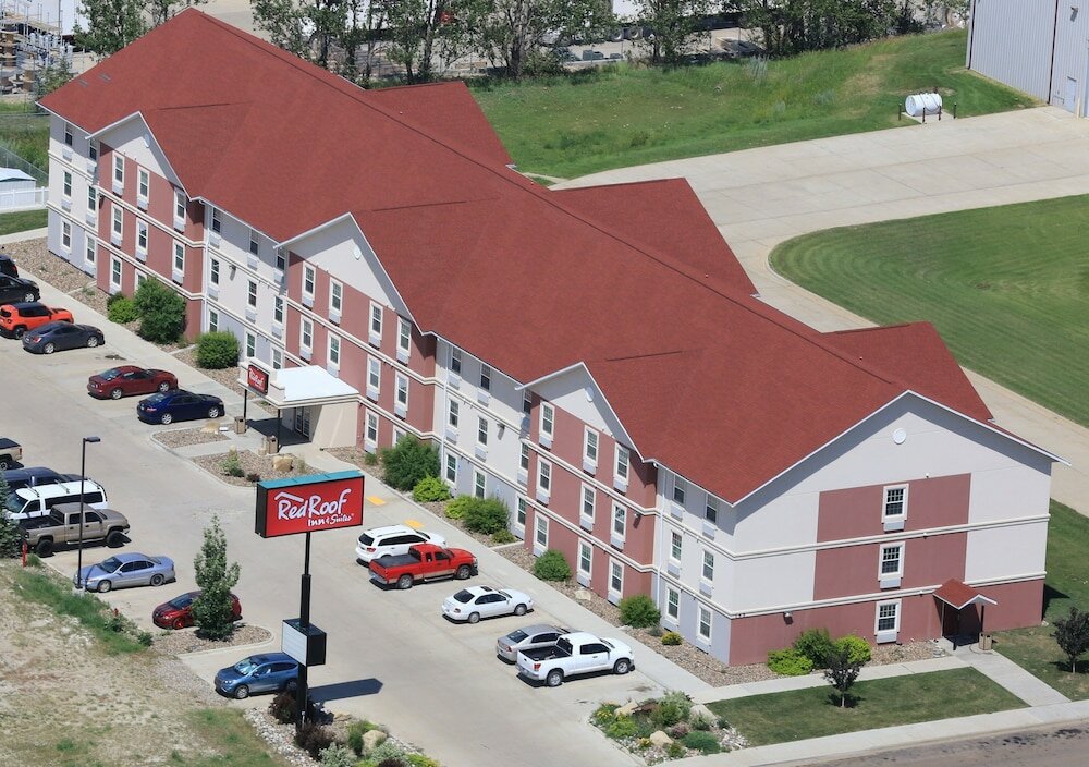 Фото Red Roof Inn & Suites Dickinson