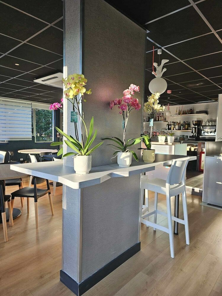 Фото The Originals City, Hotel Ariane, Toulouse