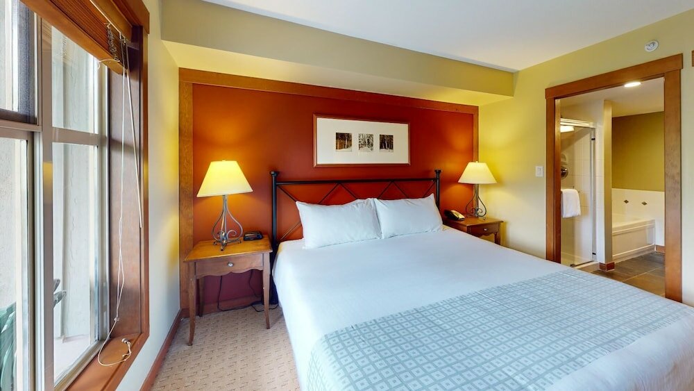 Фото Horstman House by Whistler Premier