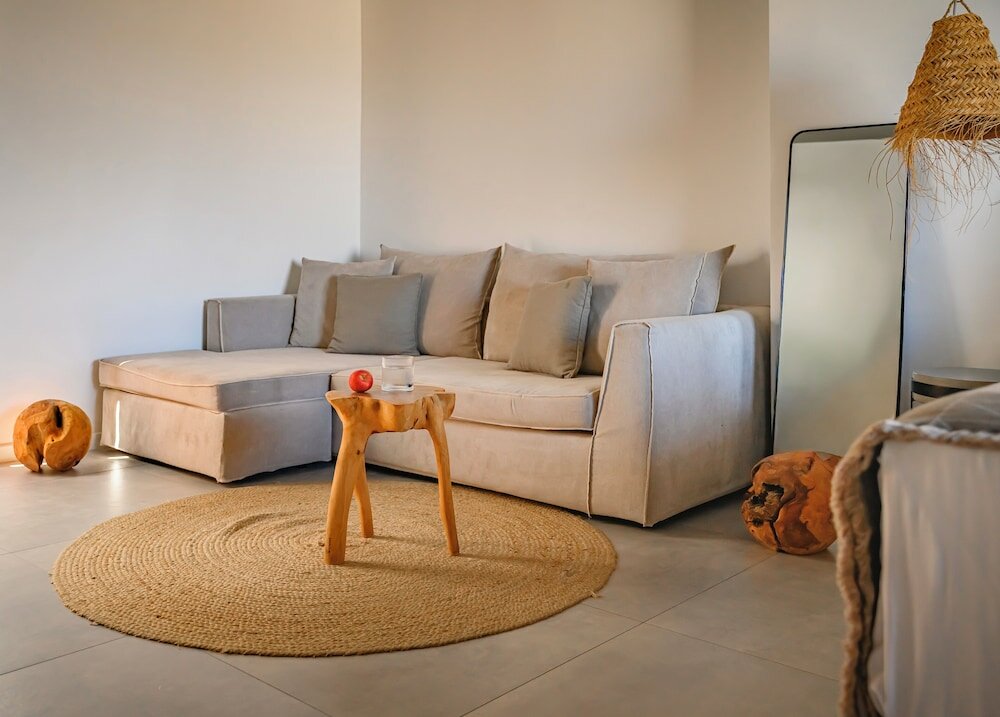 Фото Lemon Suites Santorini