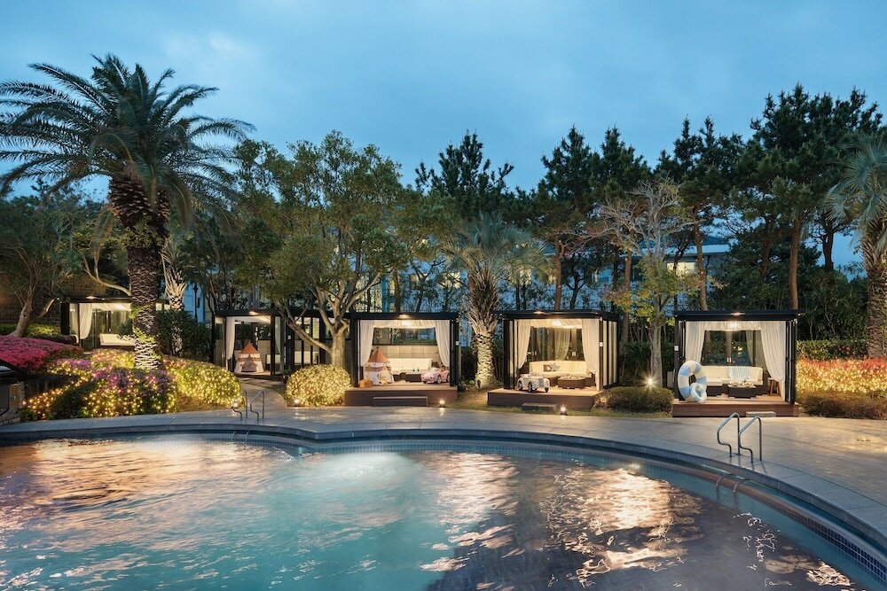 Фото Bloom Hotel