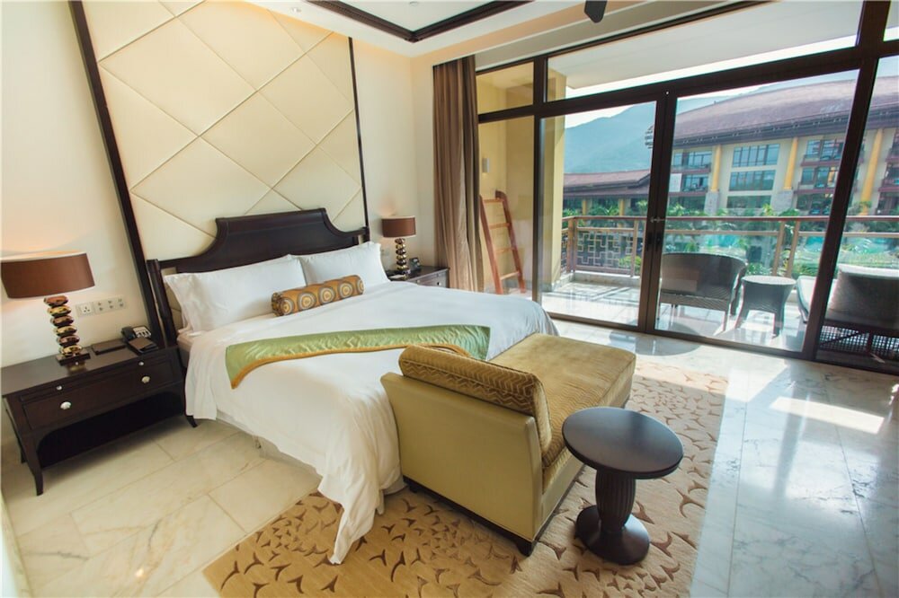 Фото The St. Regis Sanya Yalong Bay Resort