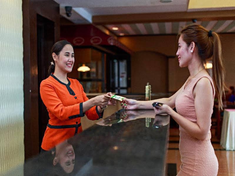 Фото The Orchard Cebu Hotel & Suites