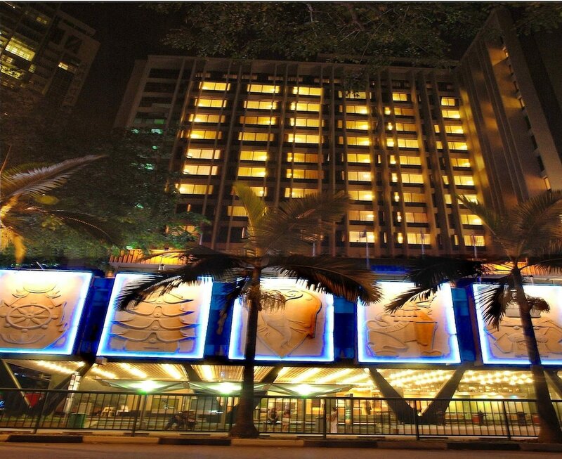 Гостиница Hotel Royal в Сингапуре