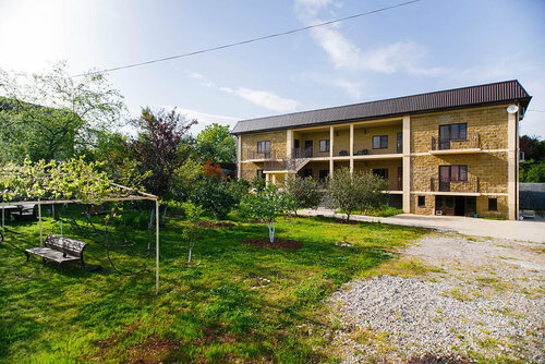 Внешний вид отеля Гостевой дом Релакскомфорт в Гудауте, фото 2