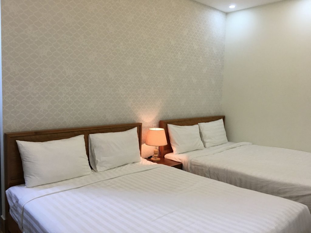 Фото Travellers Nest Hostel