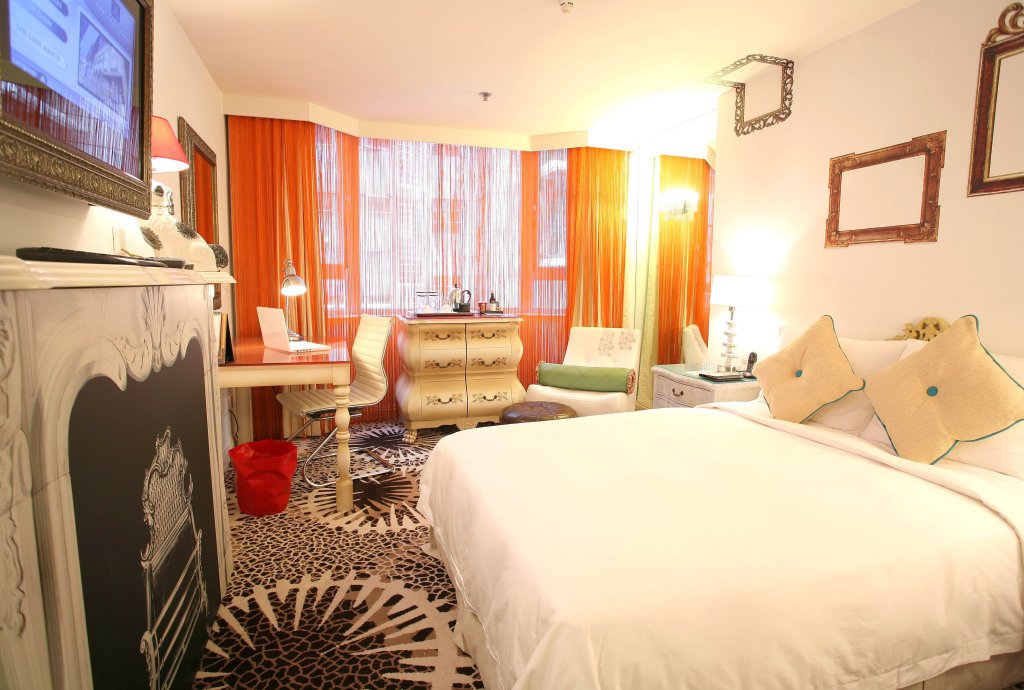 Фото The Luxe Manor