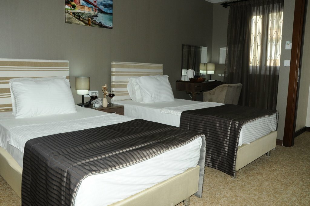 City Hotel, otel, Cemalpaşa Mah., Cevat Yurdakul Cad., No40, Seyhan