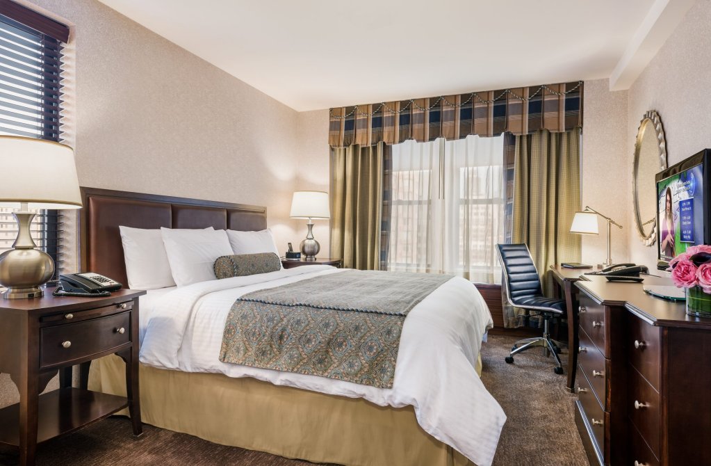 Фото The Belvedere