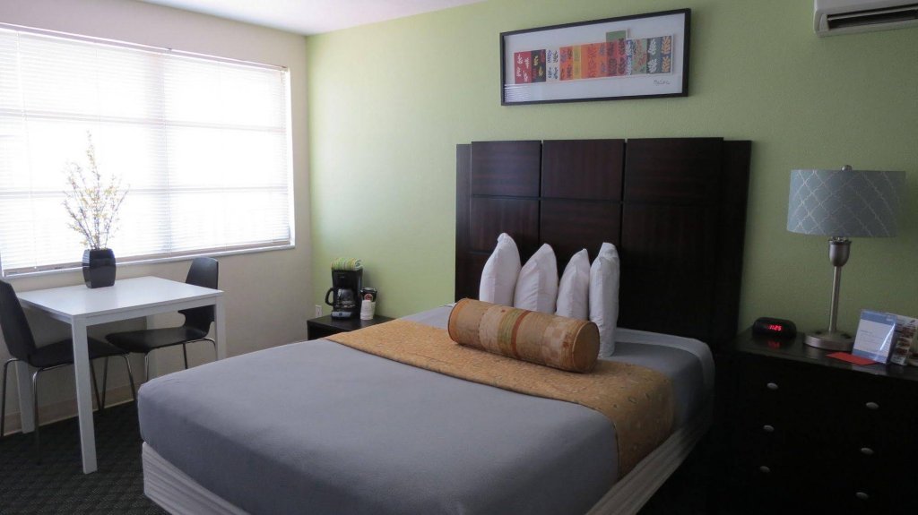 Фото Beachside Resort Motel