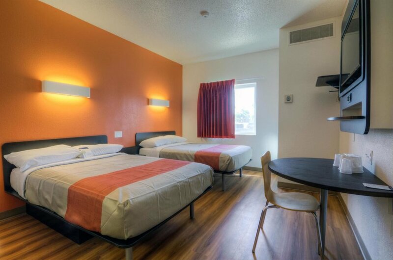 Гостиница Motel 6 Orlando, Fl - International Dr в Орландо