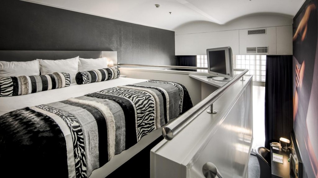 Фото Clayton Hotel Amsterdam American