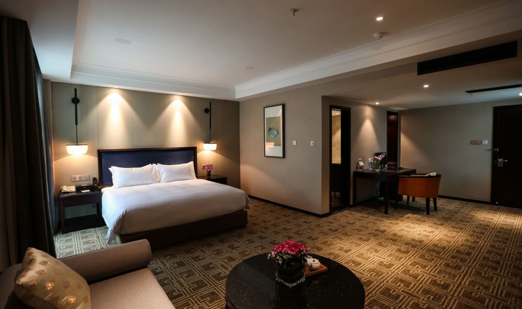 Фото Yiwu Purey Kasion Hotel