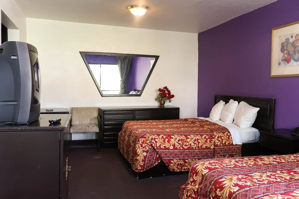 Фото Hotel Fiesta Tijuana