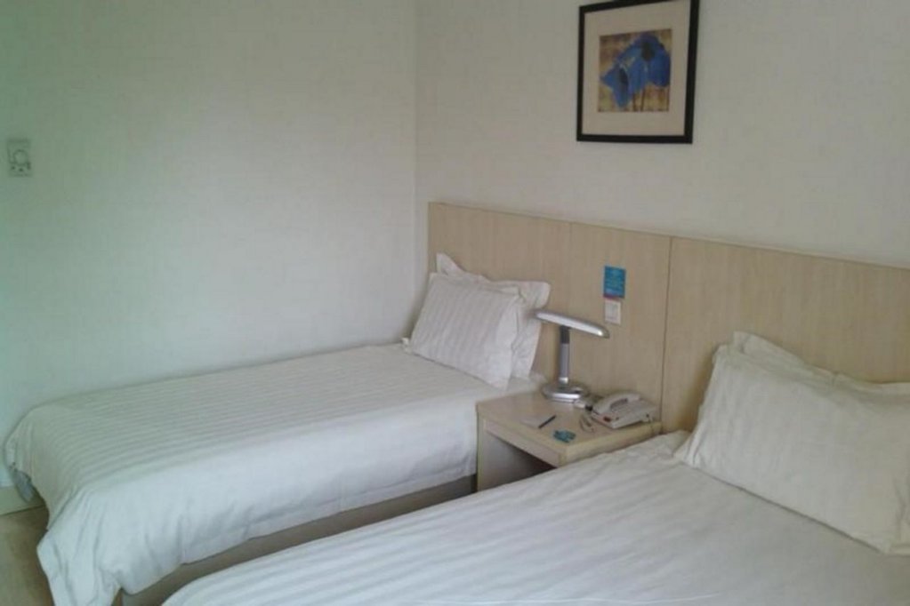 Фото Jinjiang Inn Tianjin Hongqiao Guangrongdao