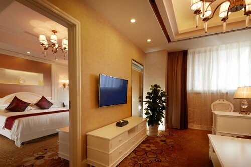 Гостиница Shanghai Jimbaran International Hotel