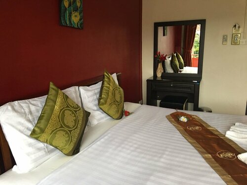 Green Leaf Guesthouse