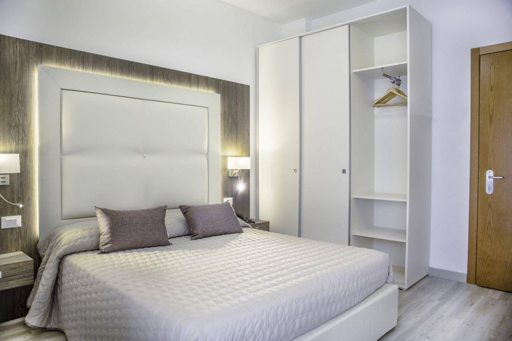 Фото Hotel All'Orologio