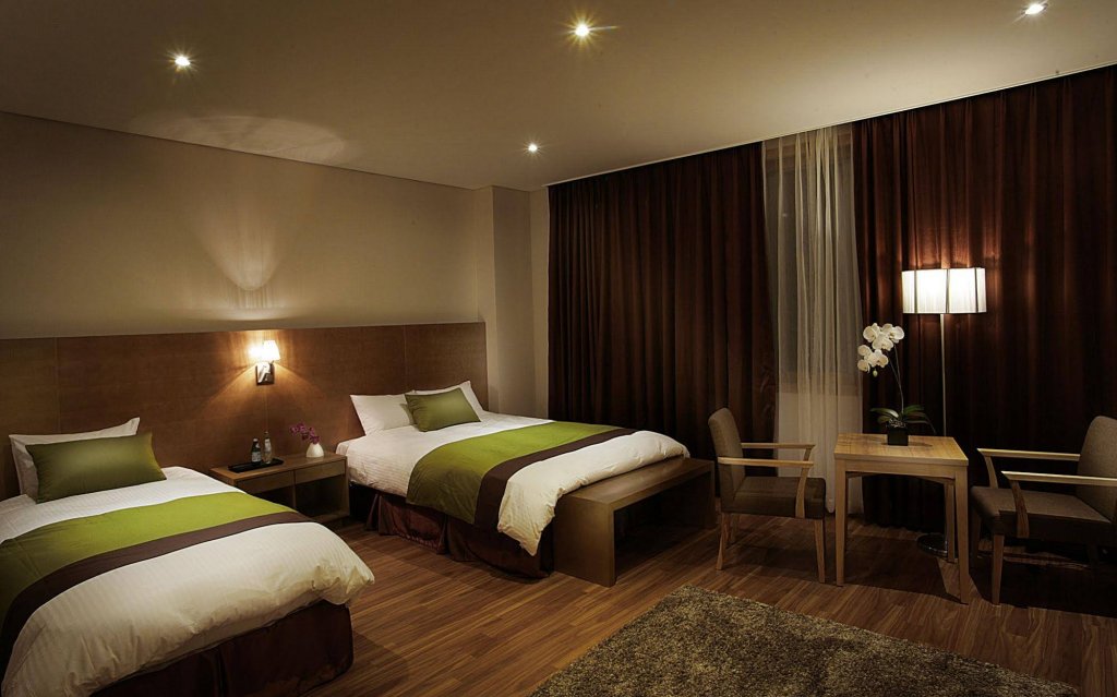 Фото Y Ocean Tourist Hotel