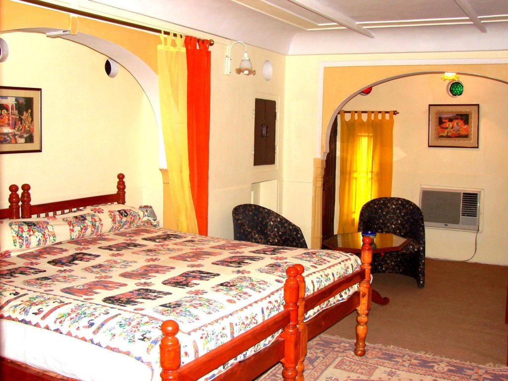 Фото Karnot Mahal