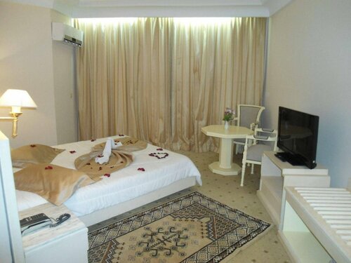 Гостиница L'Orient Palace Resort and SPA в Сусе