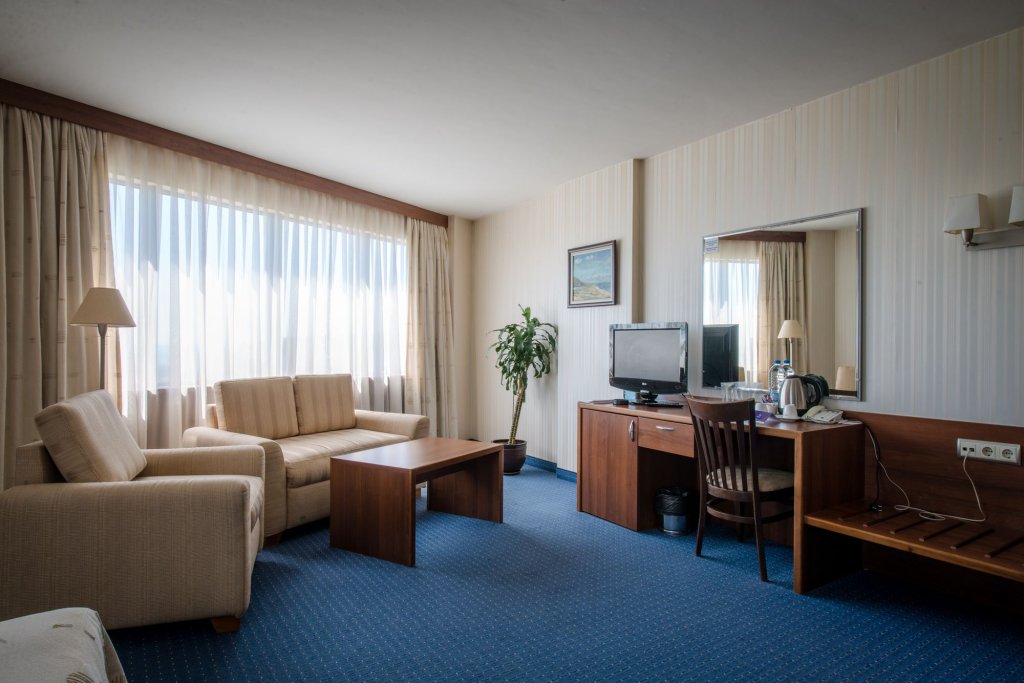 Фото Amiral Hotel