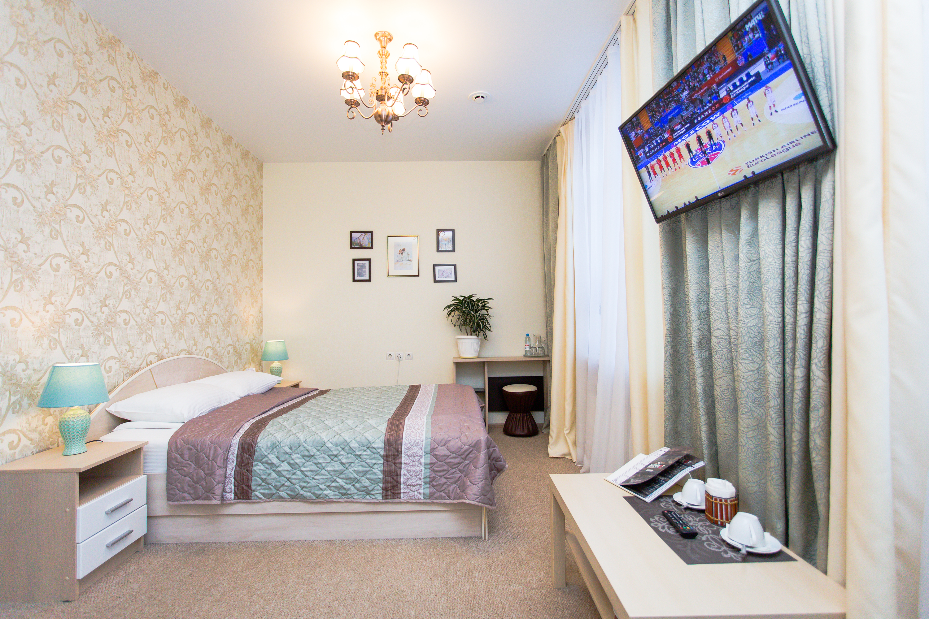 Фото Бастон на Никитина