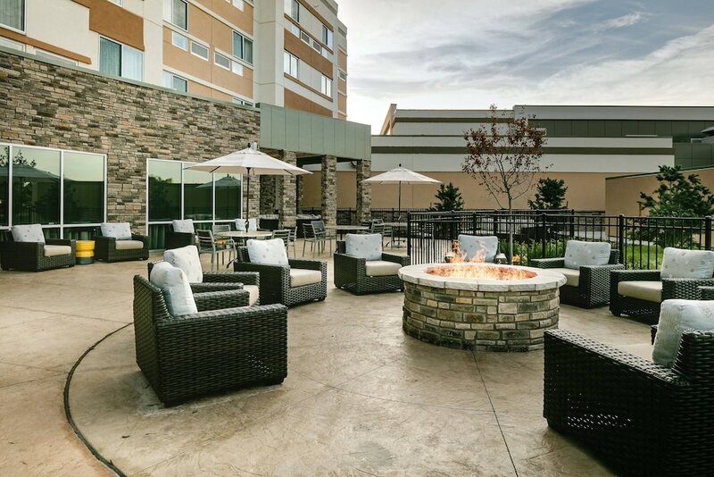 Гостиница Courtyard by Marriott Omaha Bellevue Beardmore Event Center
