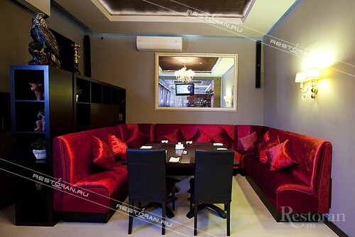 Mast rus yotoqxonasida jinsiy aloqa